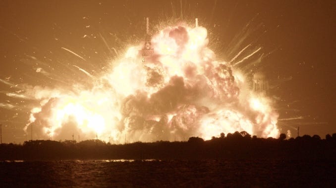 Blue Origin's New Glenn rocket explodes during prelaunch testing at Cape  Canaveral – Spaceflight Now