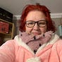 Julie Price's avatar