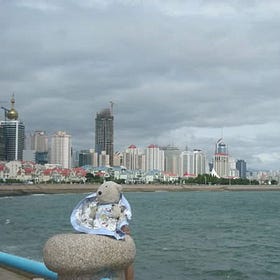 Meet The World-Traveling Teddy Bear Jointly Owned by This Friend Group