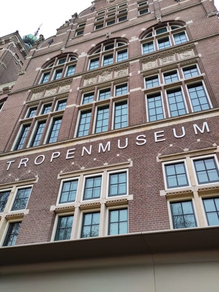 Façade du Tropen Museum, photo Sébastien Magro, 2022