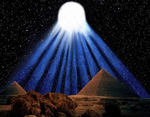 Impression of the spectacular ten-tailed comet recorded by the Ancient Egyptians in 1486 BC. Impression of the spectacular ten-tailed comet recorded by the Ancient Egyptians in 1486 BC.