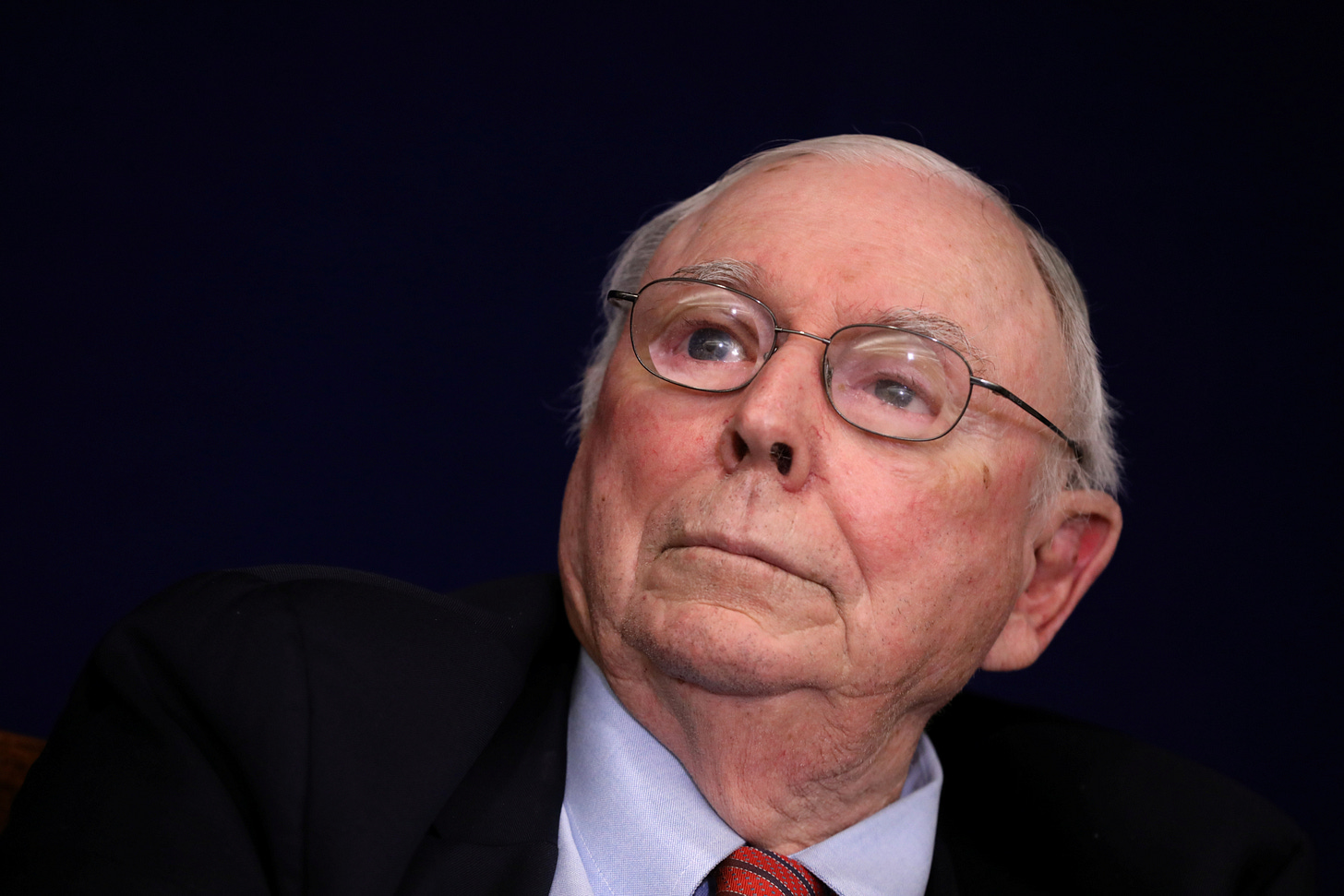 Charlie Munger, who was Warren Buffett's right-hand man at Berkshire, dies  at 99 | Reuters