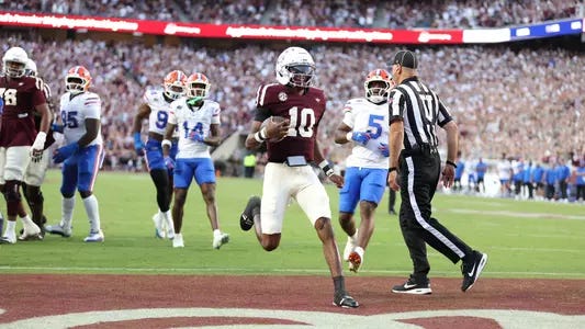 No. 5 Football Defeats Florida, 34-17, to Remain Unbeaten - Texas A&M  Athletics - 12thMan.com