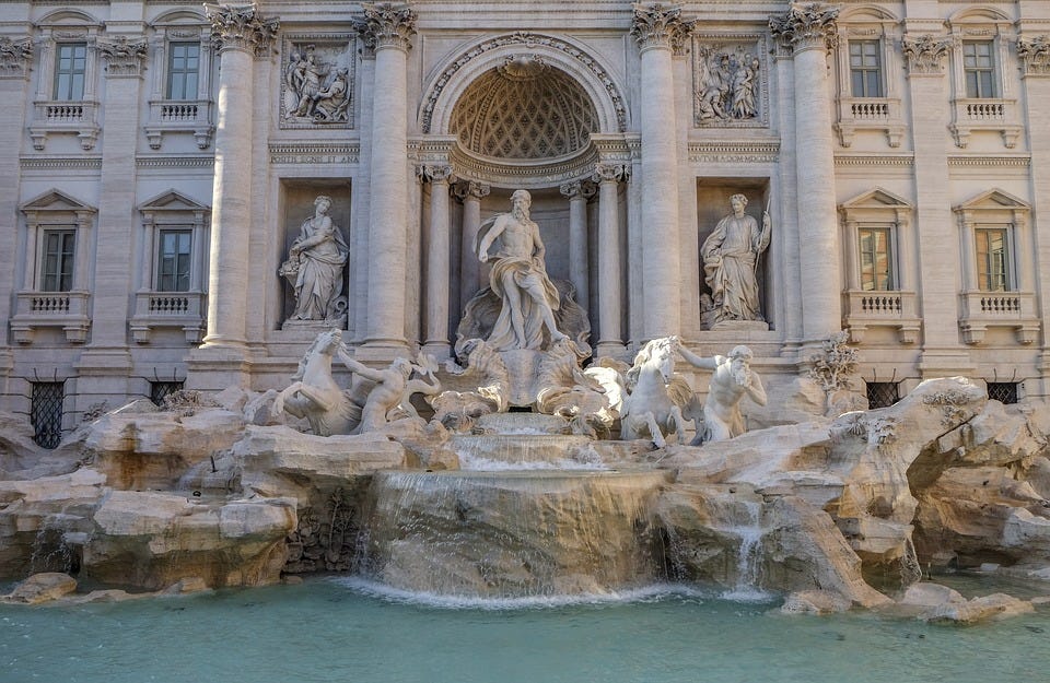 Free photos of Trevi fountain