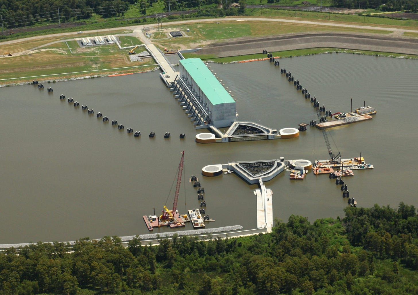 Gulf Intracoastal Waterway West Closure Complex Project | Kiewit Corporation