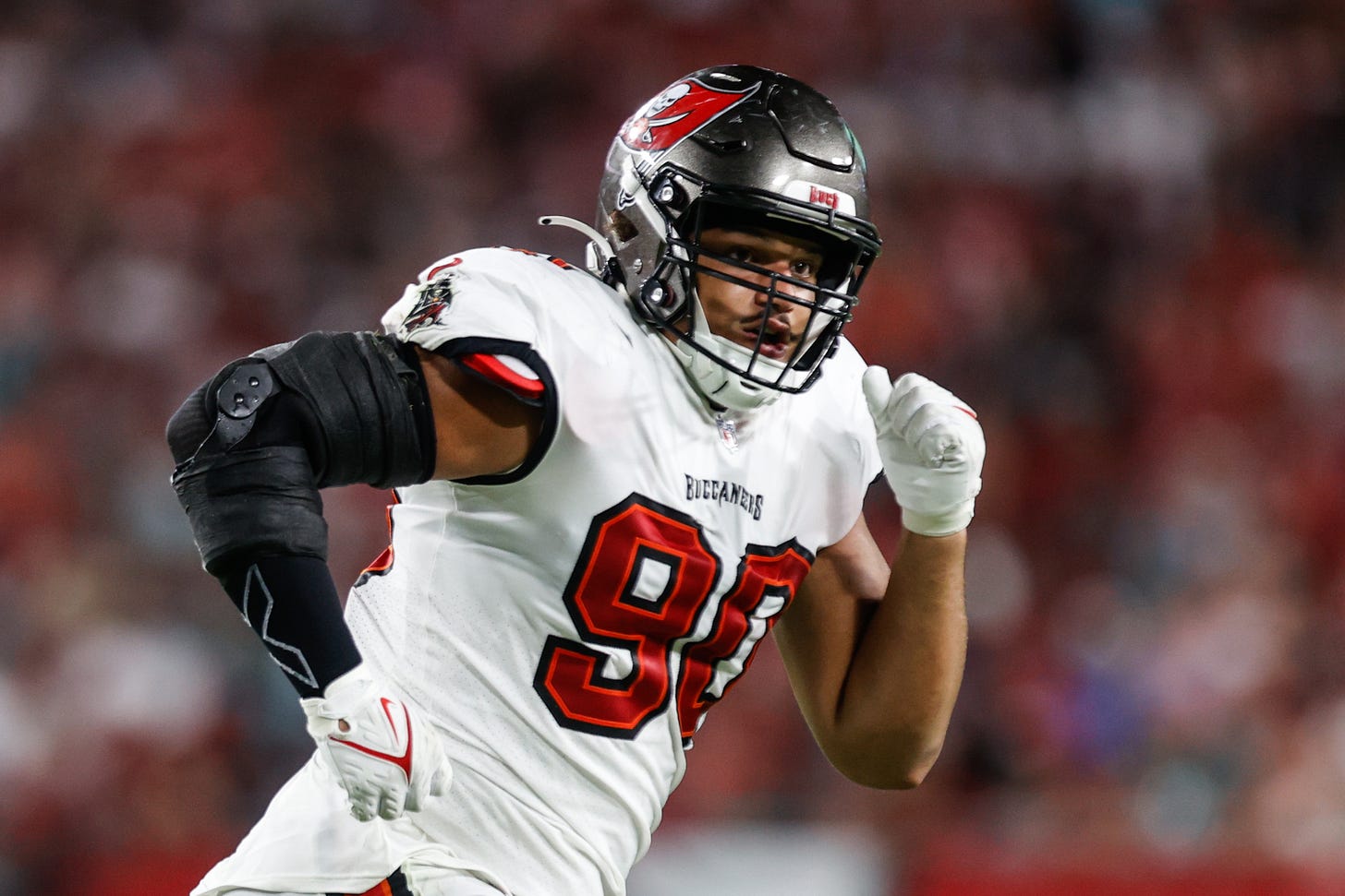 Bucs defensive lineman Logan Hall is bigger, but will he be better? Bucs defensive lineman Logan Hall is bigger, but will he be better?