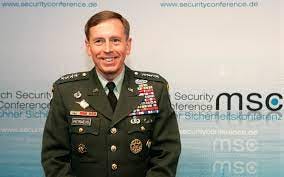 File:Msc 2009-Sunday, 11.00 - 12.30 Uhr-Moerk 006 Petraeus.jpg - Wikimedia  Commons