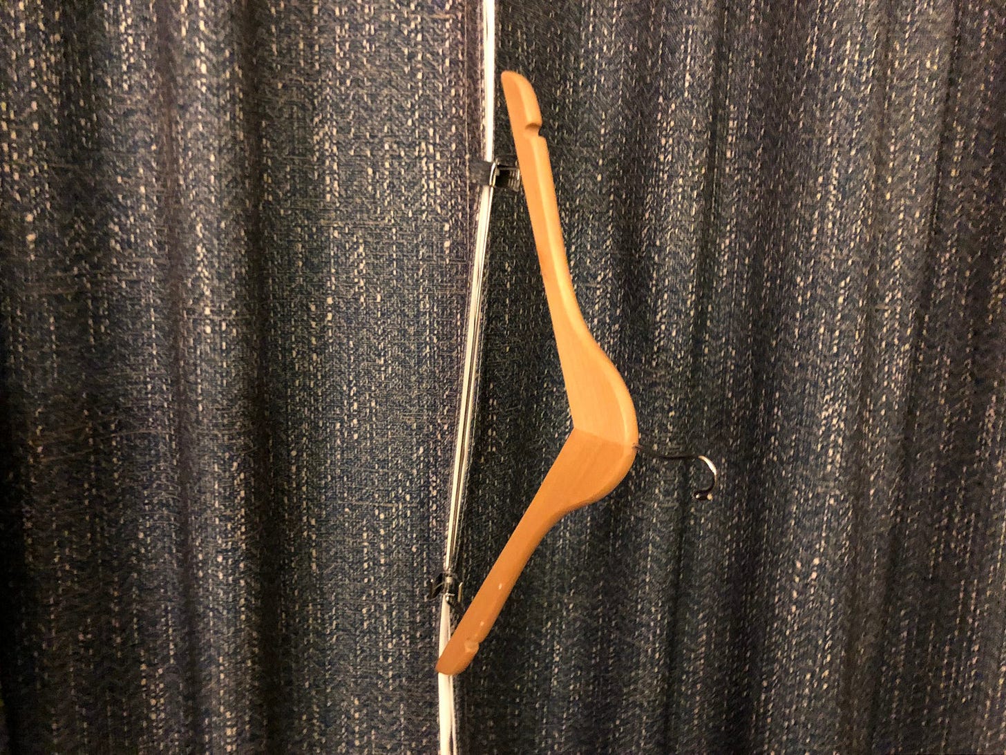 Hotel hacks: From hangers on curtains to tipping housekeeping