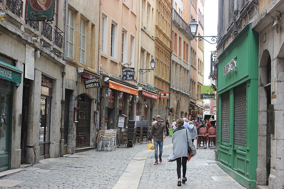 la rue saint jean a Lyon