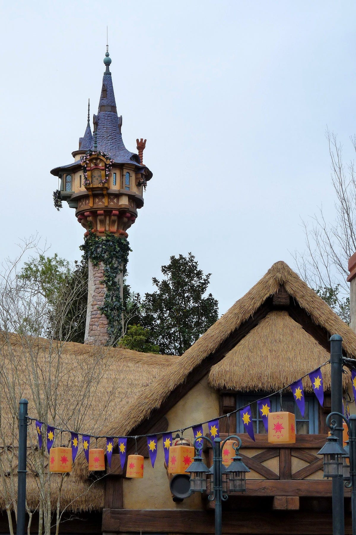 Rapunzel's tower at Magic Kingdom in 2013. Image: AmyBPerrault via Wikimedia Commons
