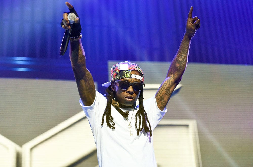 Lil Wayne seizure grounds plane and Ed O'Neil now knows who Britney Spears is 2016 images Lil Wayne seizure grounds plane and Ed O'Neil now knows who Britney Spears is 2016 images