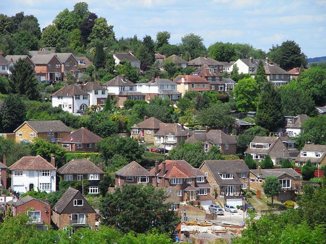 File:Sands, High Wycombe - geograph.org.uk - 2230184.jpg - Wikimedia Commons