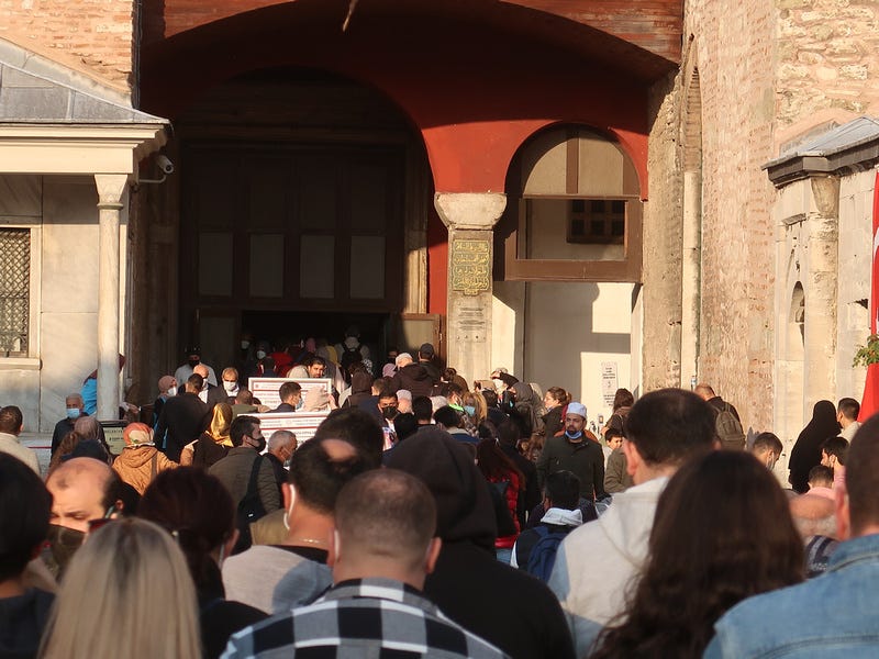 Hagia Sophia crowd