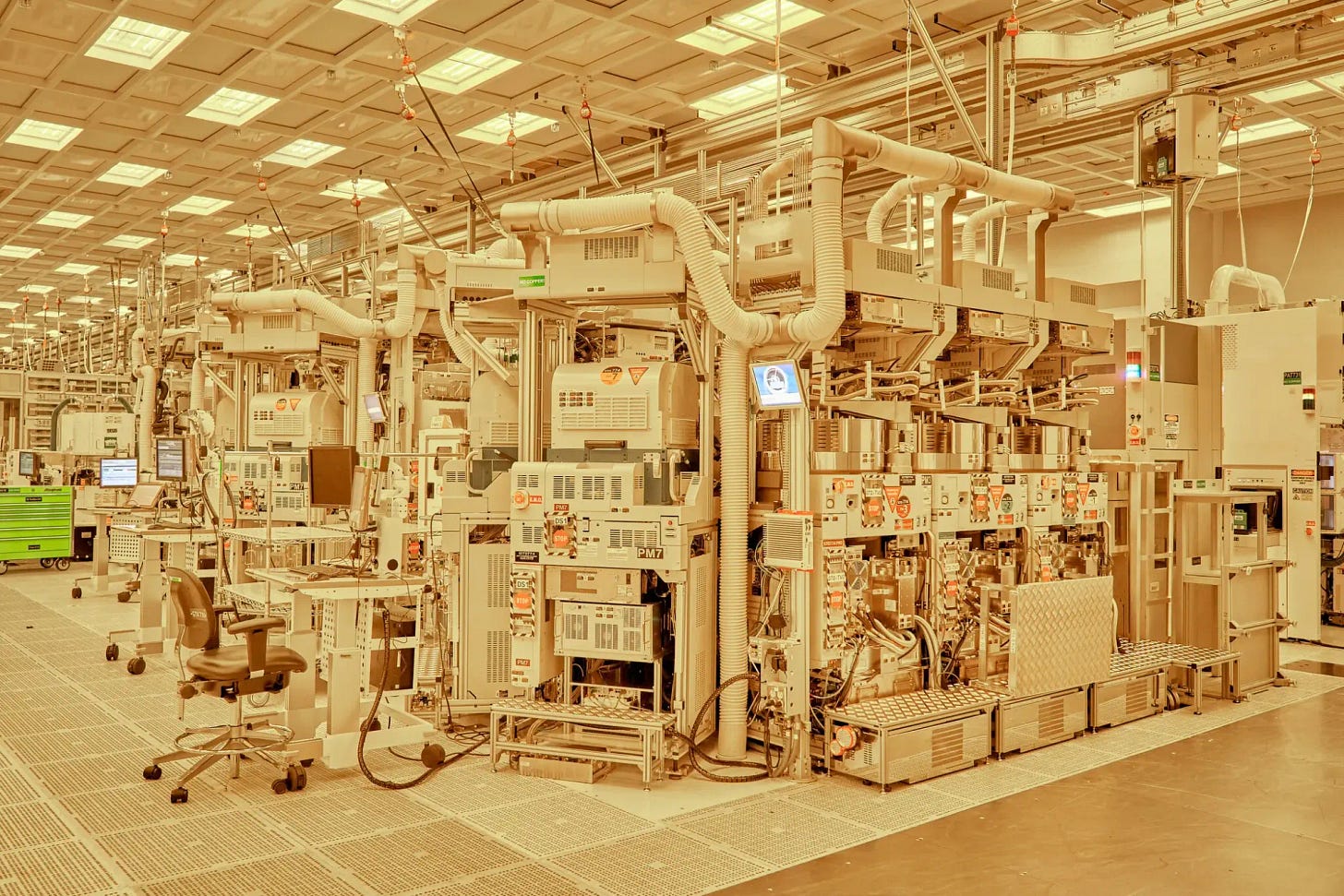 Intel chip-making site in Chandler, Ariz.