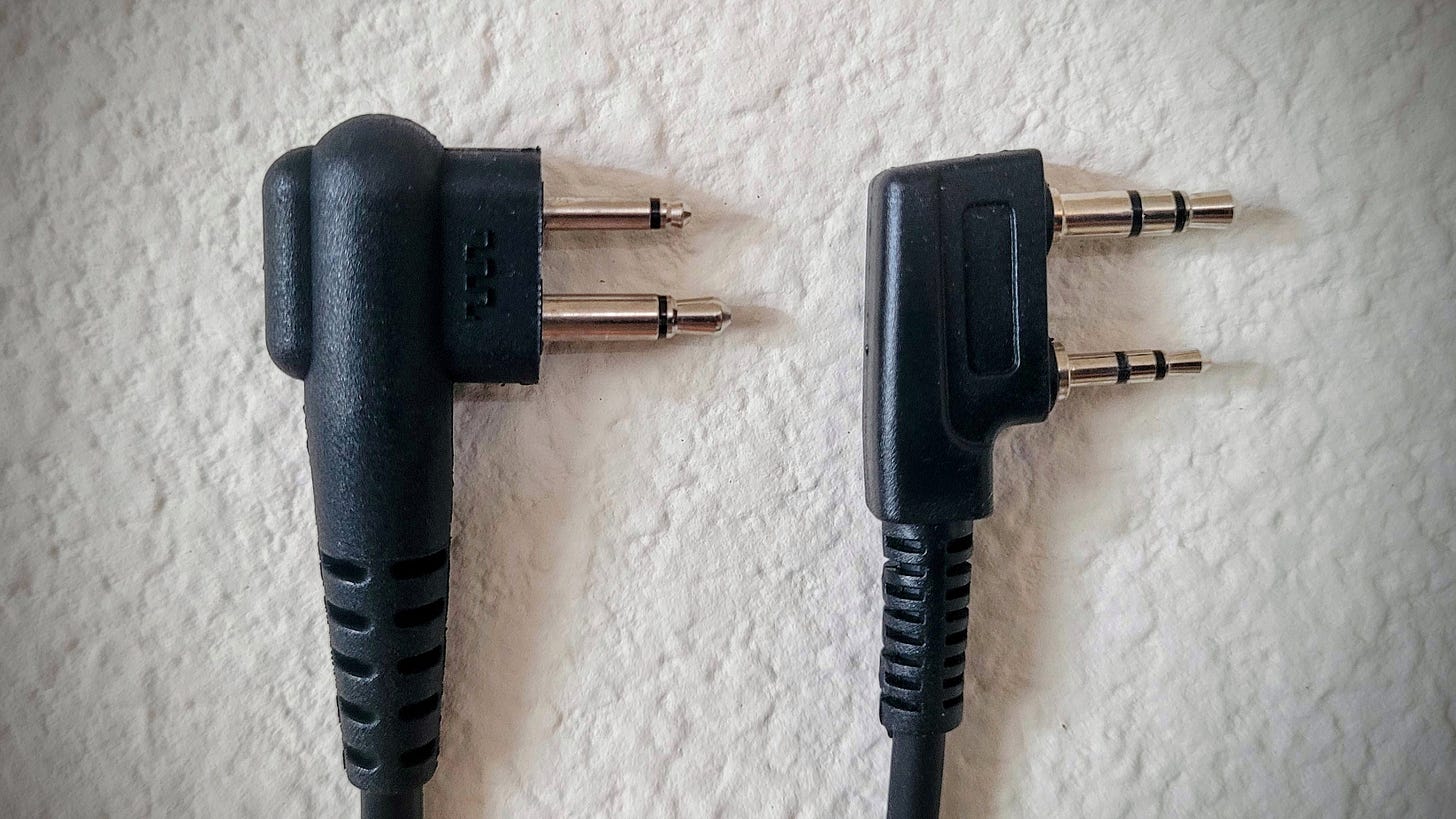 M-1 connector (left), K-1 connector (right)