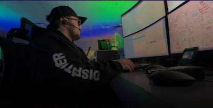 Off-Duty Manatee County 911 Telecommunicator Uses Quick Thinking to Aid Crash Victim on I-275