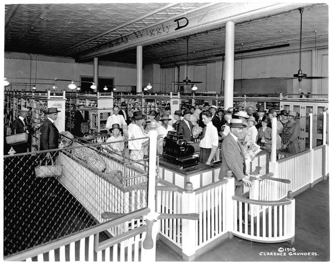 The original Piggly Wiggly Store, Memphis, Tennessee, 1918 The original Piggly Wiggly Store, Memphis, Tennessee, 1918