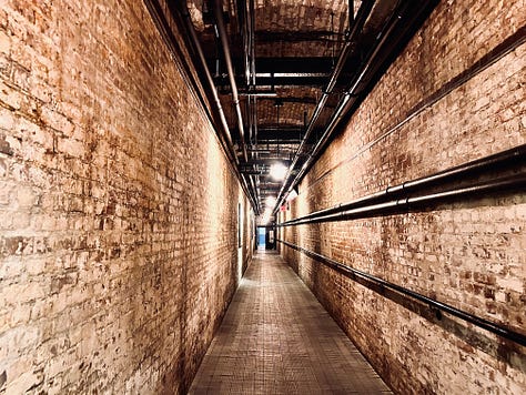 brick, pipes, tour, panels, wine