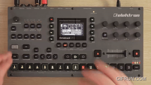 JonmakesBeats making beats Dawless using Waldorf Iridium Synth and Octacrack