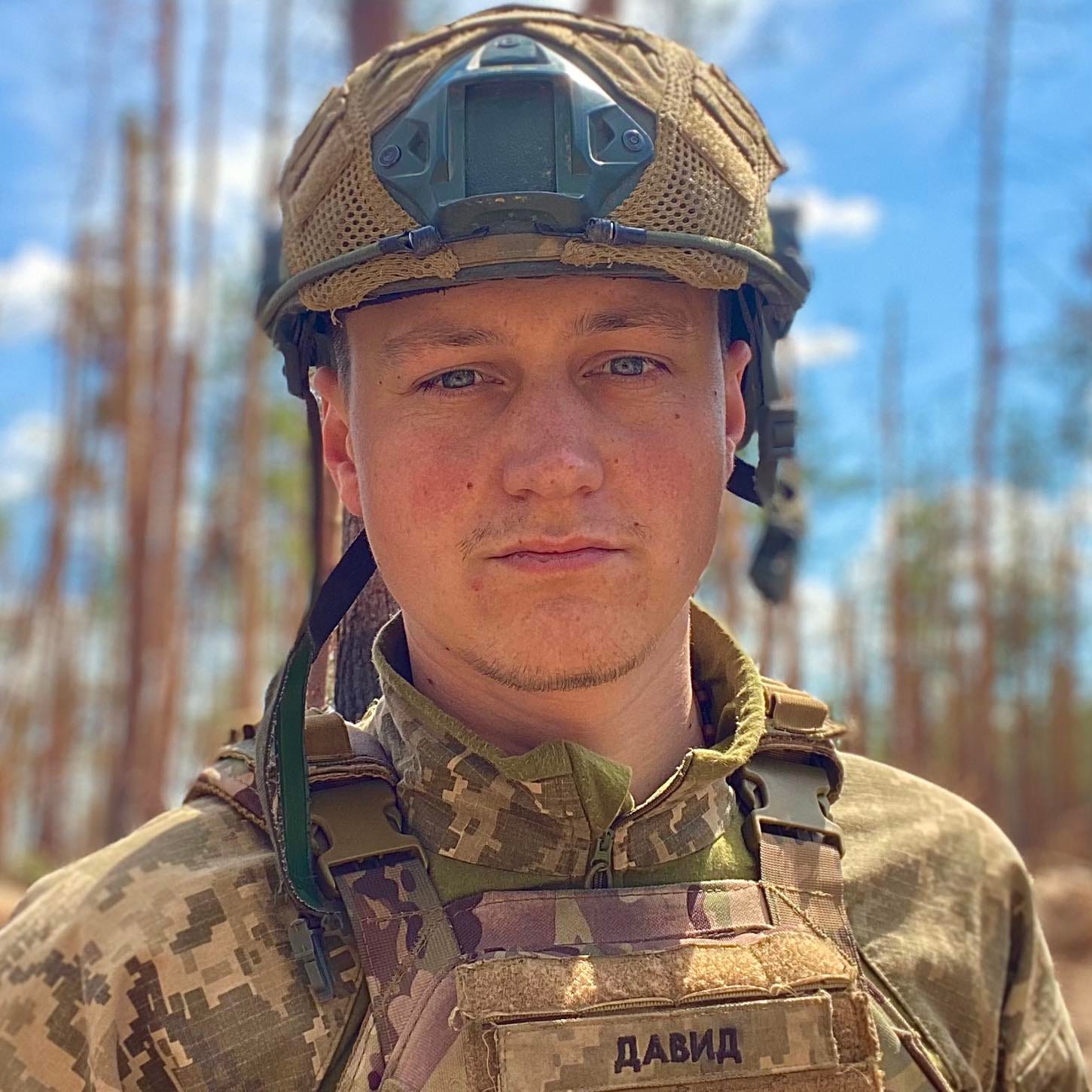 Немає опису світлини. Немає опису світлини.