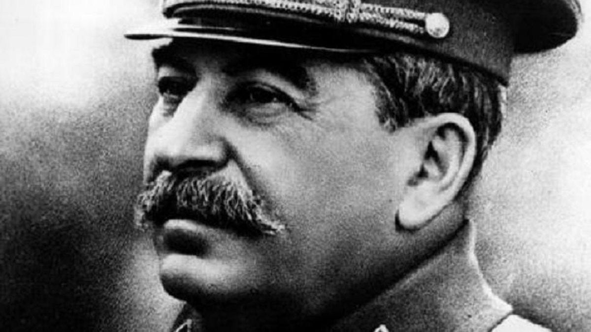 Did Stalin Pluck a Live Chicken as a Lesson to His Followers? | Snopes.com