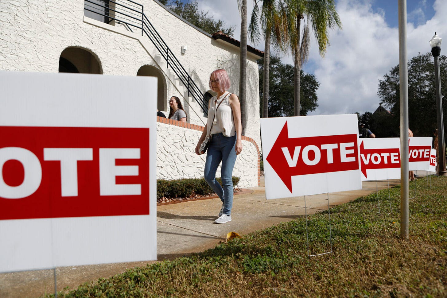 With 2024 campaign growing intense, watchdogs warn of election threats •  Alabama Reflector