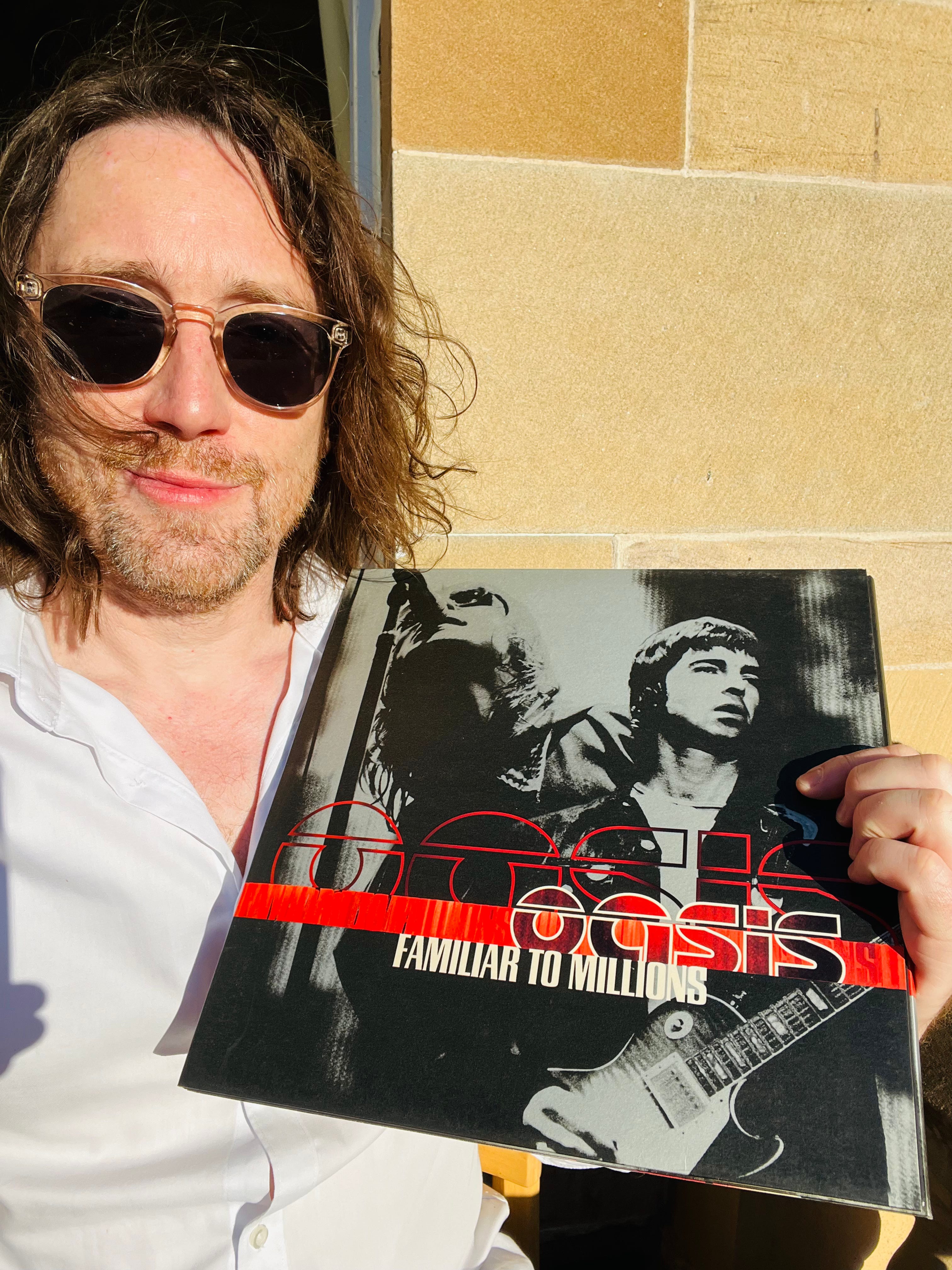 REVIEW: Oasis—Familiar To Millions (2000, 2025 reissue)