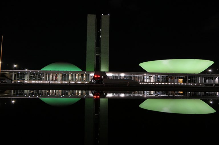 Saúde - campanhas - (Congresso Nacional iluminado de verde em alusão ao Dia Mundial de Prevenção do Câncer de Cabeça e Pescoço, 27 de julho. Campanha nacional Julho Verde) Saúde - campanhas - (Congresso Nacional iluminado de verde em alusão ao Dia Mundial de Prevenção do Câncer de Cabeça e Pescoço, 27 de julho. Campanha nacional Julho Verde)