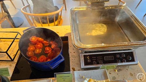 Hilton Garden Inn Rayong: Breakfast