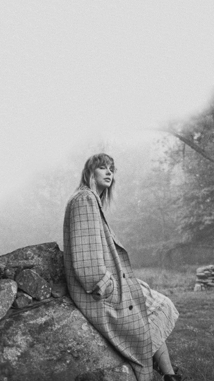 Taylor Swift Folklore Wallpaper Iphone HD