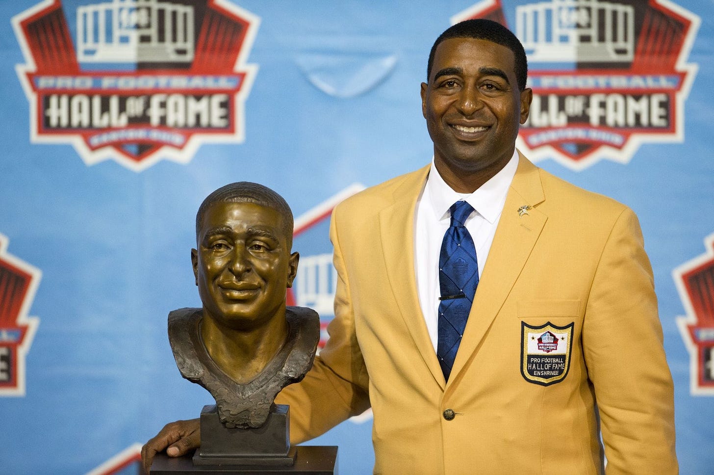 NFL Hall of Fame wide receiver Cris Carter NFL Hall of Fame wide receiver Cris Carter
