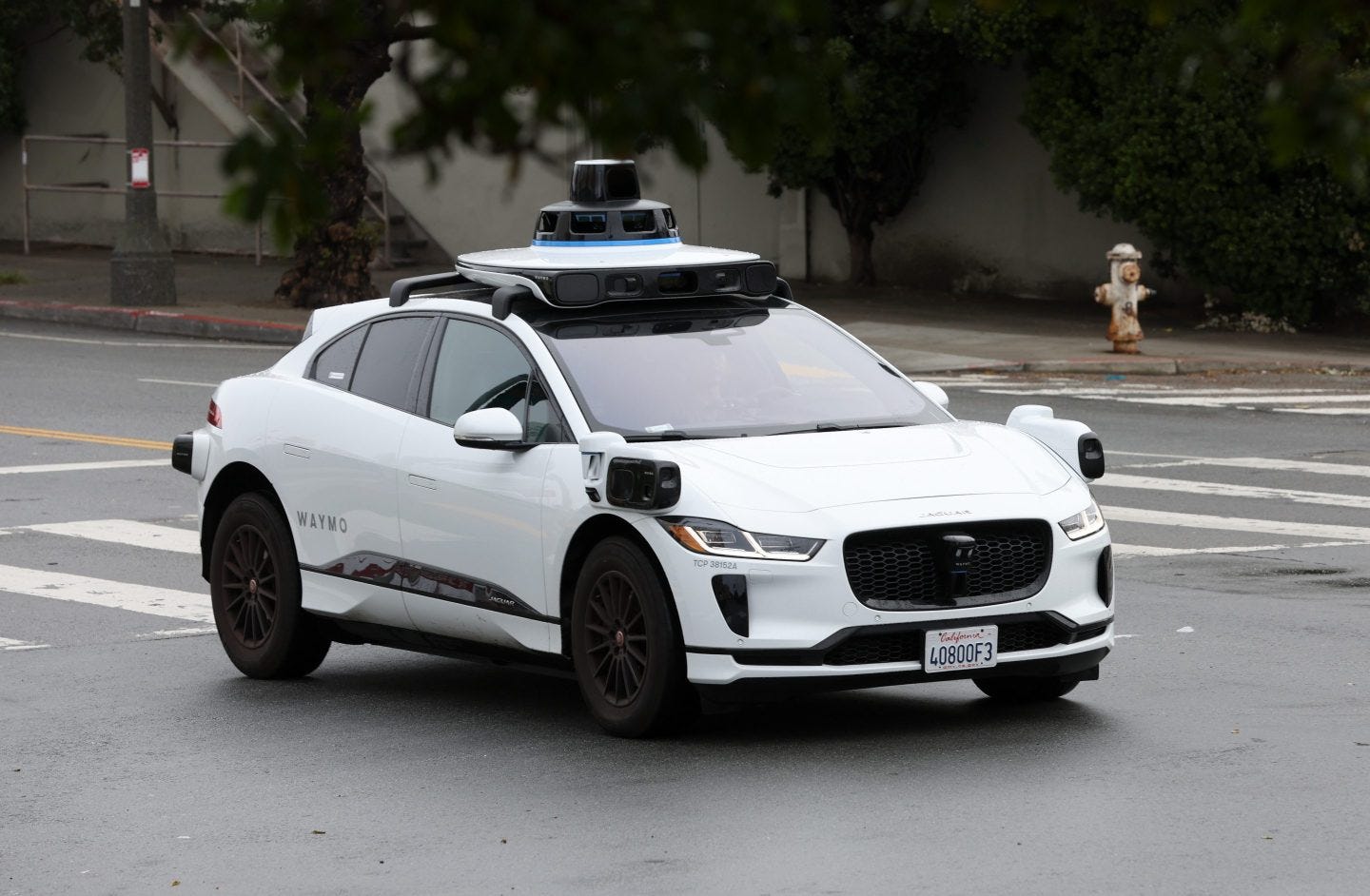 San Francisco revolts against state's robotaxi ruling | Fortune