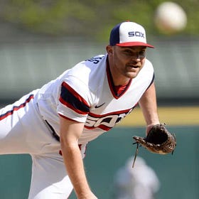 Liam Hendriks surprises former teammate Lucas Giolito by signing with the Red Sox 