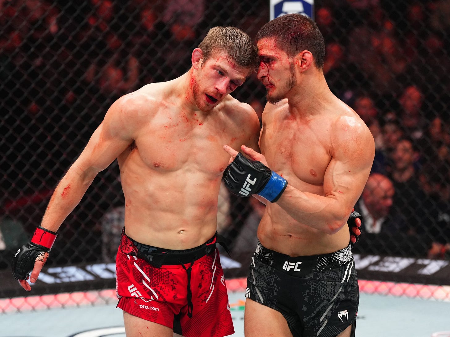 Undefeated Russian hands Arnold Allen second consecutive loss after Max  Holloway snapped nine-year win streak | talkSPORT