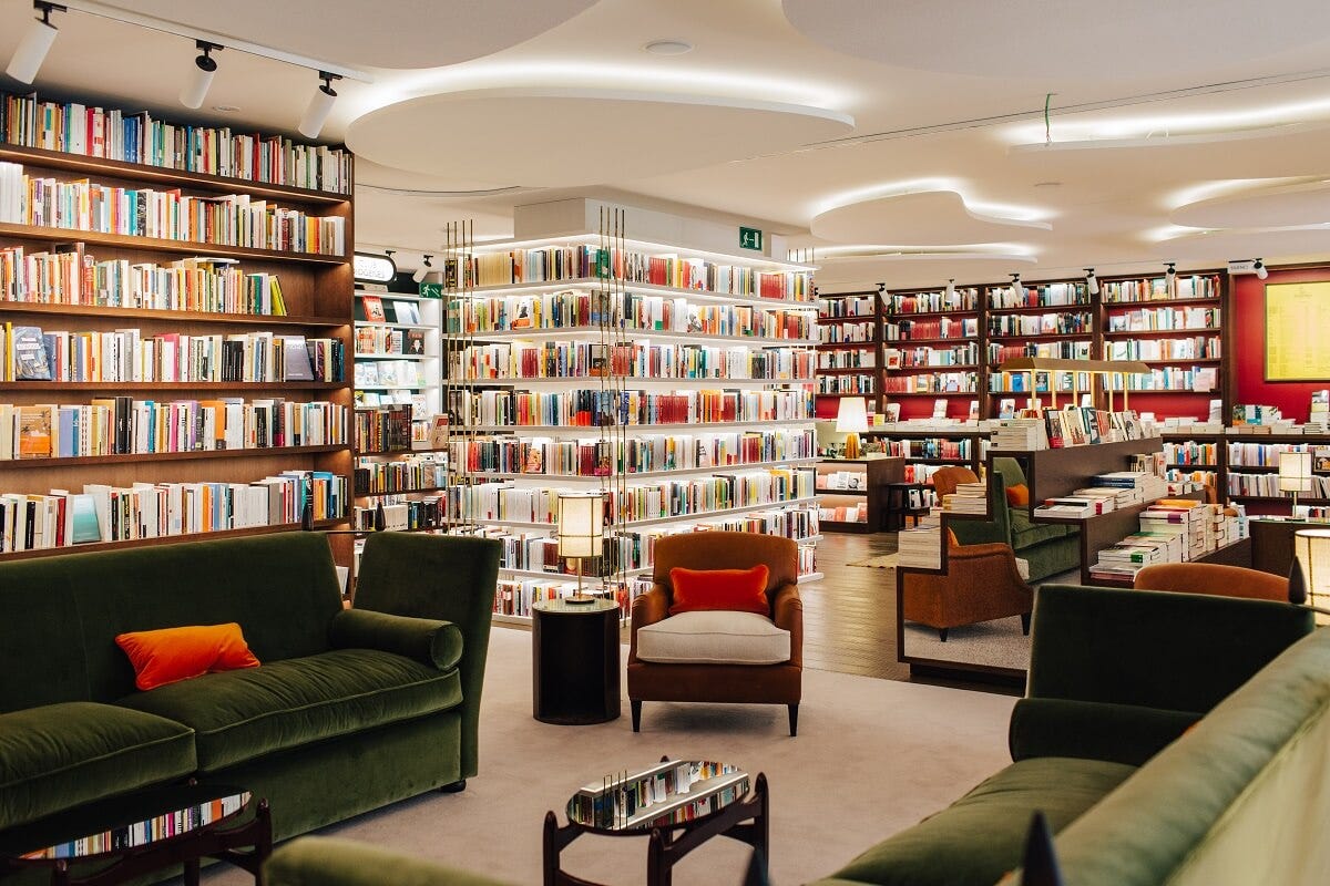 La librería Finestres apuesta por el cómic para adultos en catalán