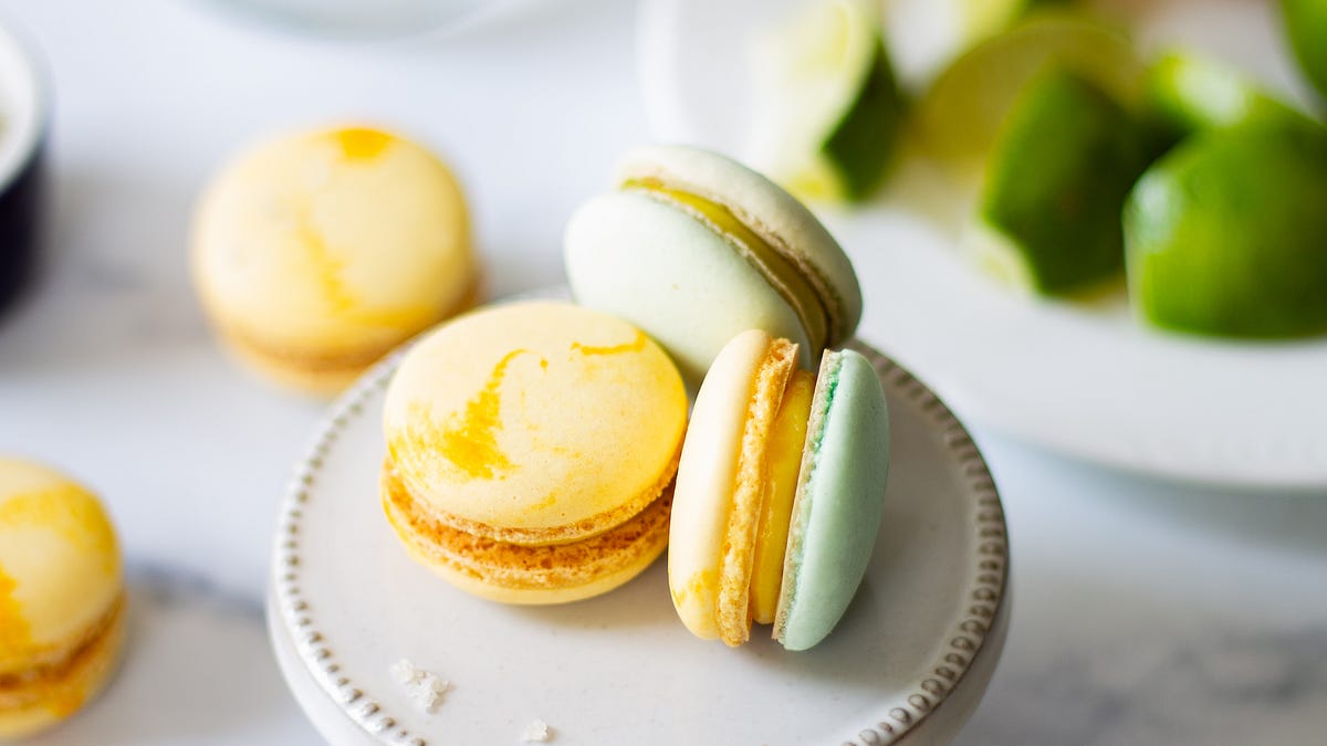 Citrus Sunset French Macarons with Lime-Orange Curd | Edible Times