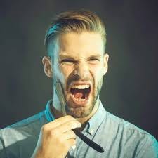 Find Out Why Straight Razors Are Back ...