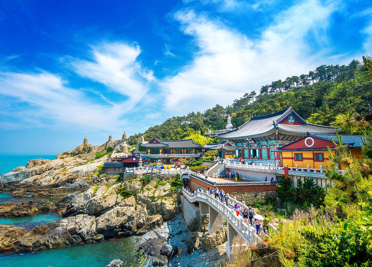 https://www.royalcaribbean.com/media-assets/pmc/content/dam/excalibur/digital-stock/royalty-free/shutterstock/2022/2022-12/stock-photo-haedong-yonggungsa-temple-and-haeundae-sea-in-busan-buddhist-temple-in-busan-south-korea-715816141.jpg?w=1920