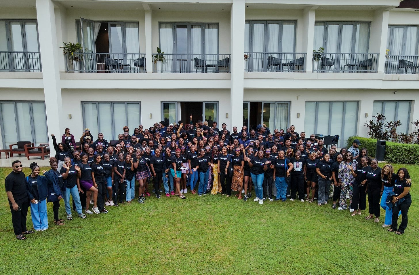 写真の説明はありません。