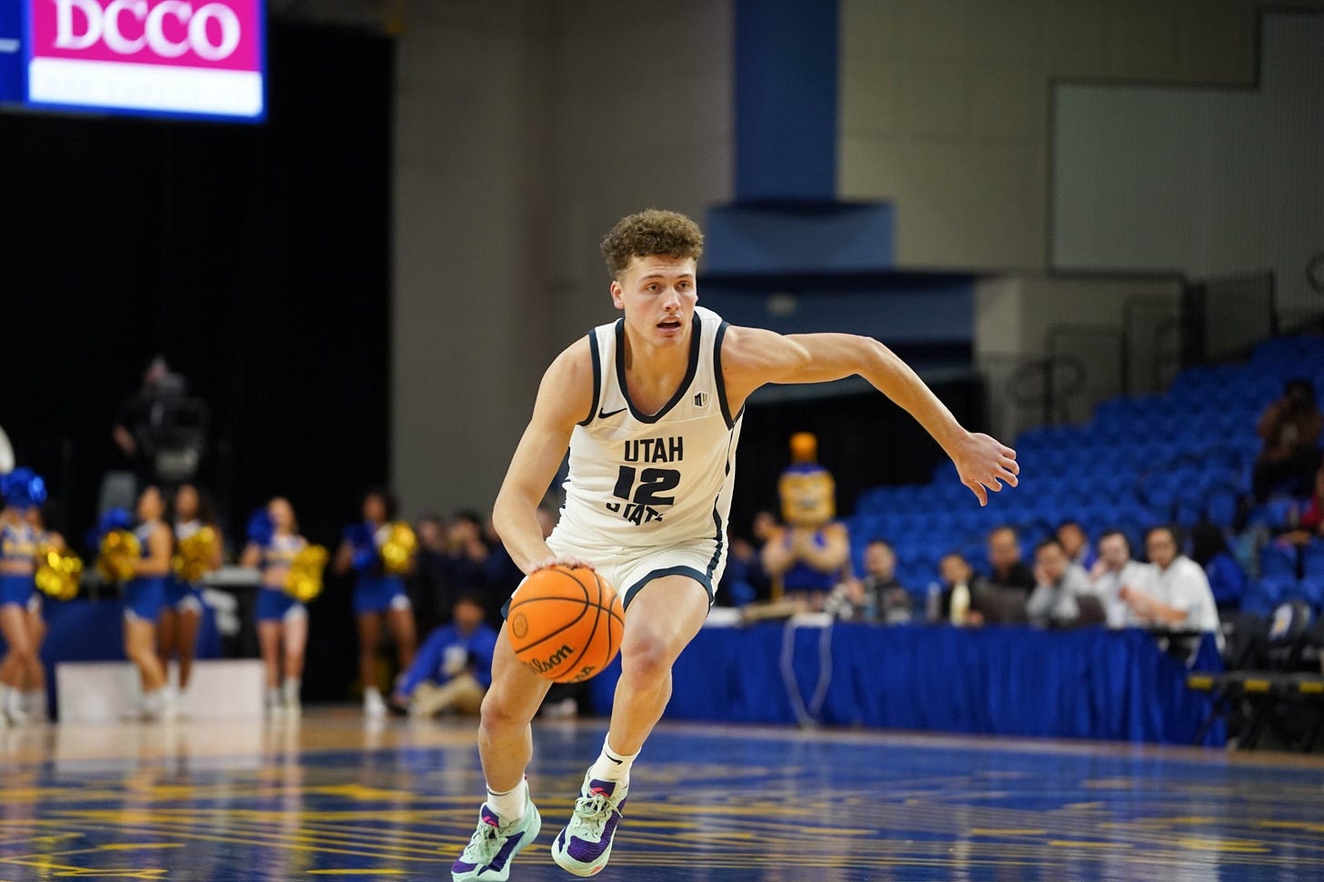 Mason Falslev - Men's Basketball - Utah State University Athletics