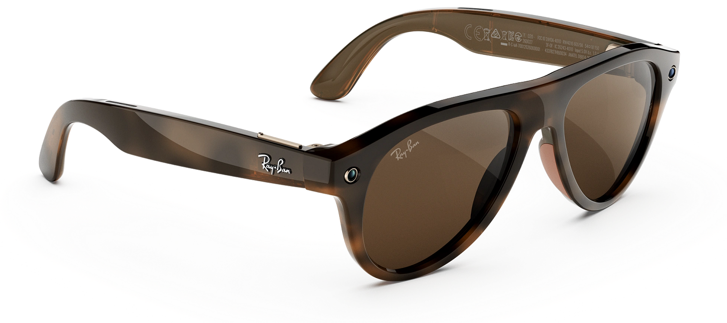 Gafas Ray-Ban Meta (Gen 3) de color marrón vistas desde delante y desde el lado. Gafas Ray-Ban Meta (Gen 3) de color marrón vistas desde delante y desde el lado.