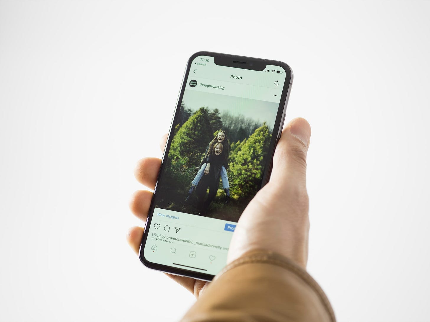 I’m Not Giving Up My Smartphone, But How Else Can I “Go Light?” I’m Not Giving Up My Smartphone, But How Else Can I “Go Light?”