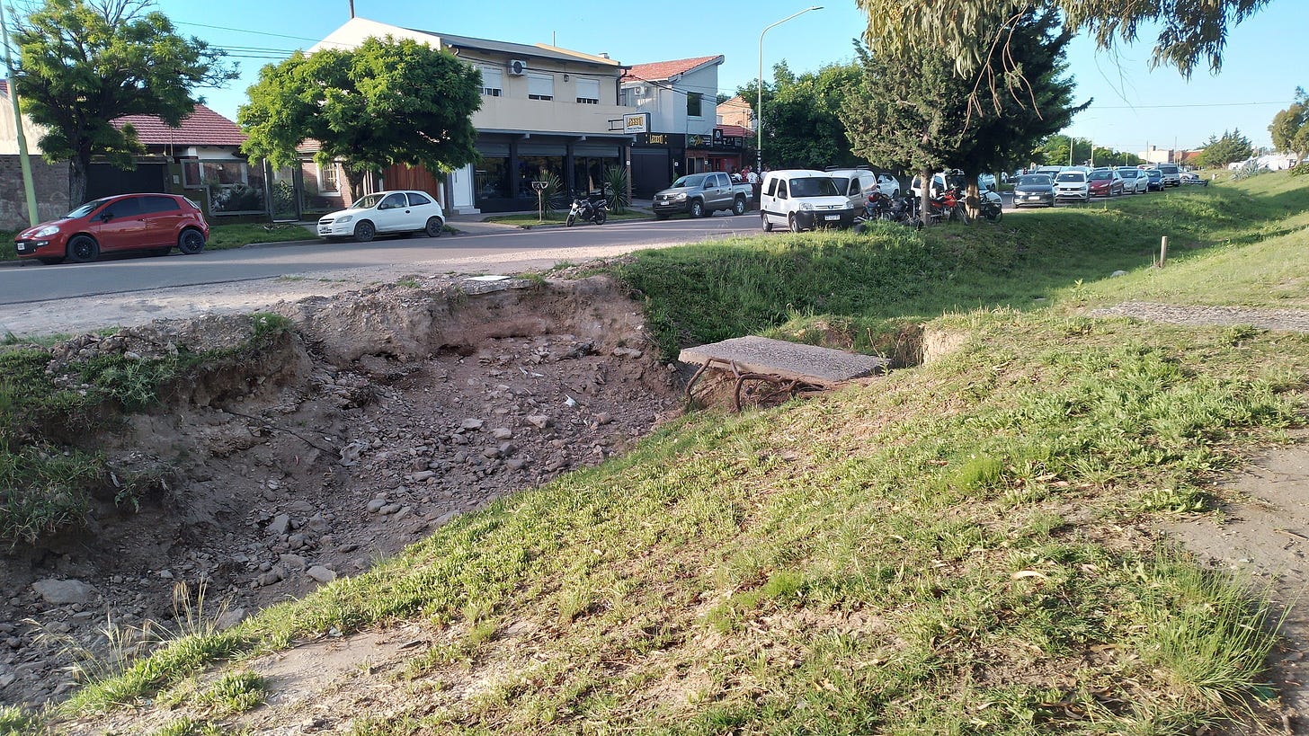 Default image description