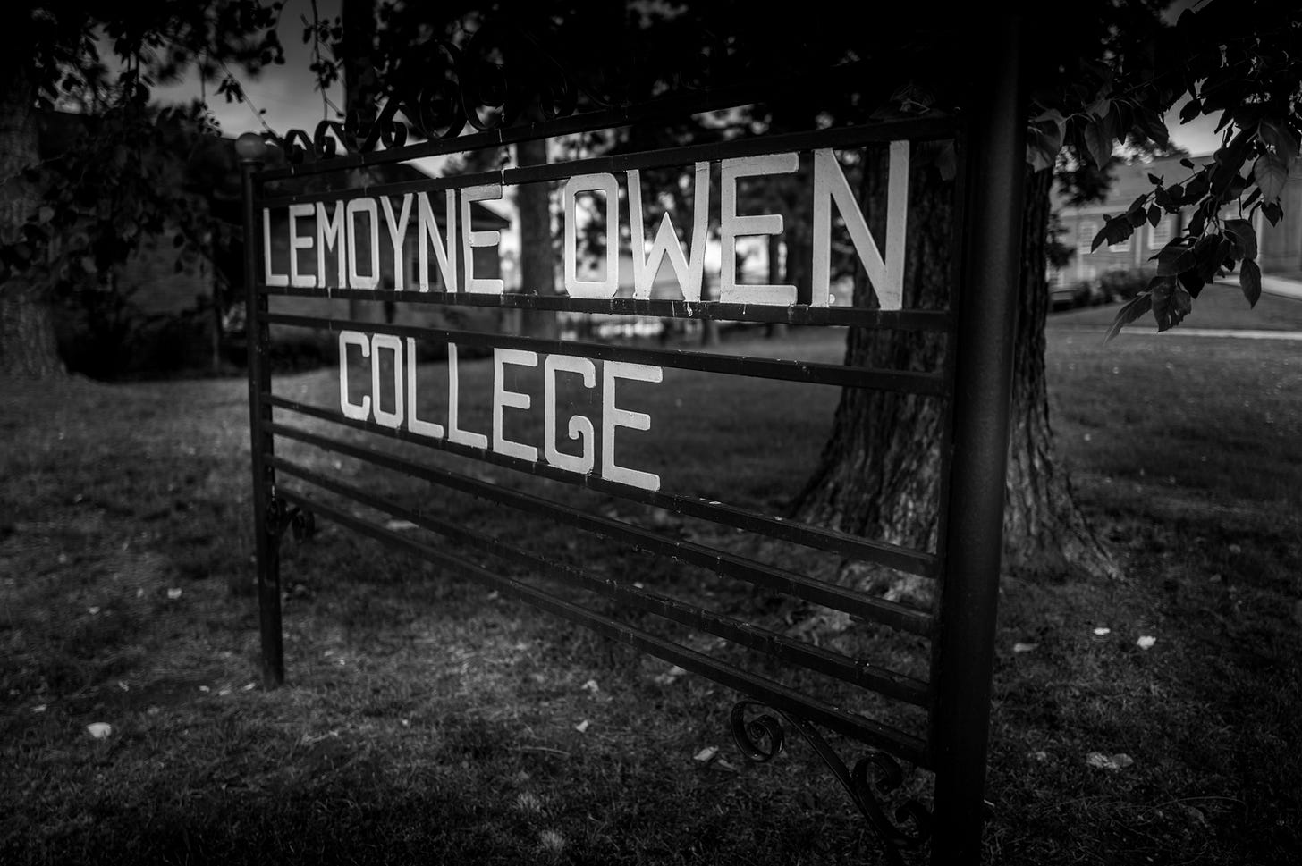 sign outside school, "Lemoyne Owen College" sign outside school, "Lemoyne Owen College"
