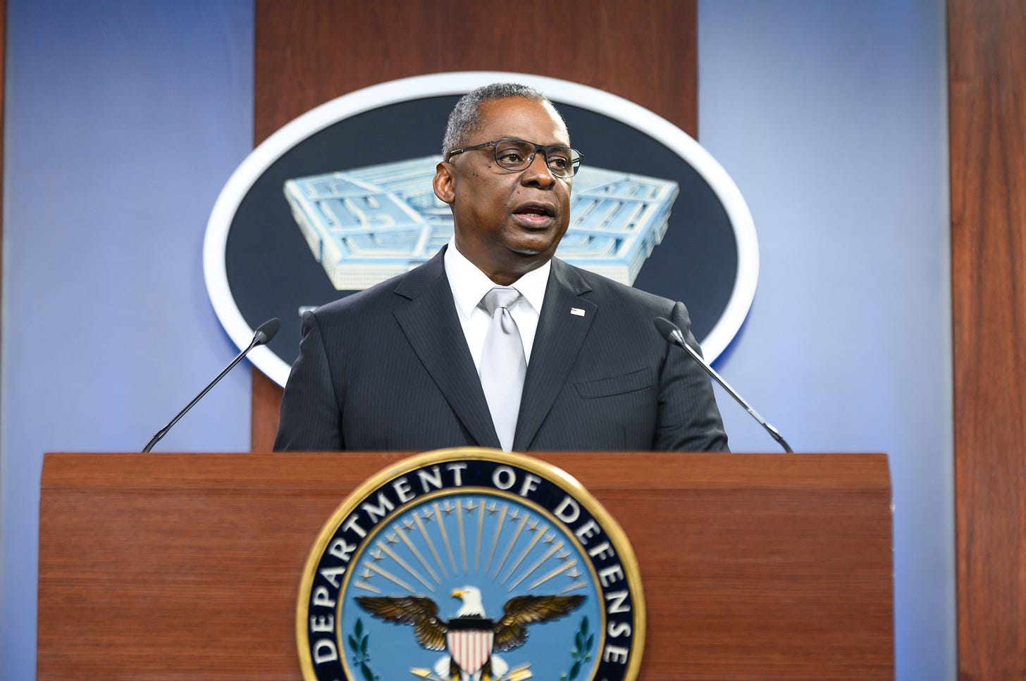 File:Lloyd J. Austin (2021).jpg - Wikimedia Commons