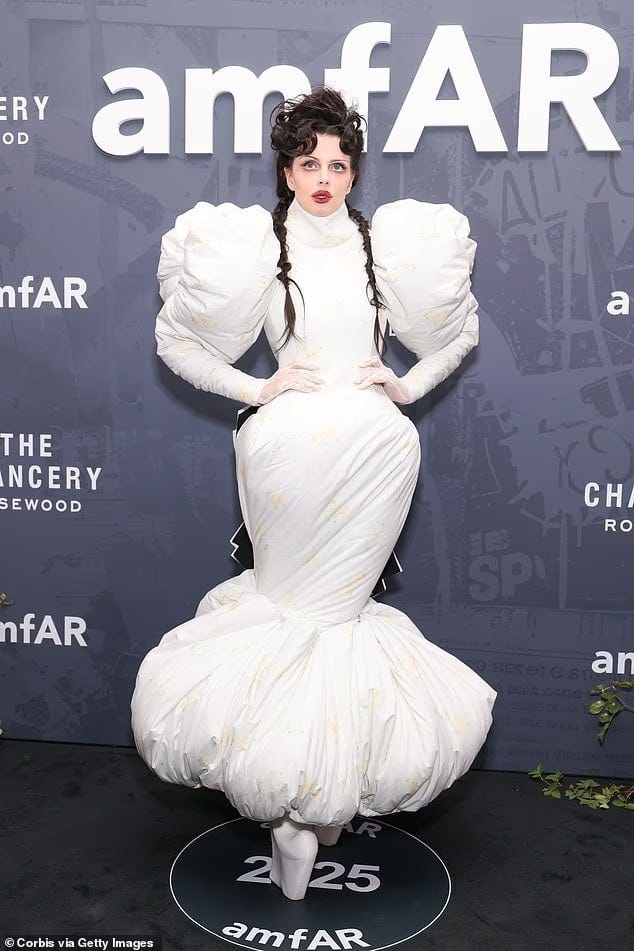 Julia Fox in Marc Jacobs Fall 2025 for amfAR's Inaugural London Gala  [October 17, 2025] : r/whatthefrockk