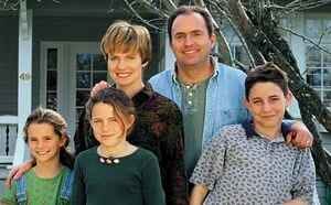 Photo of Rodney and Sandy Granger and their three children.
