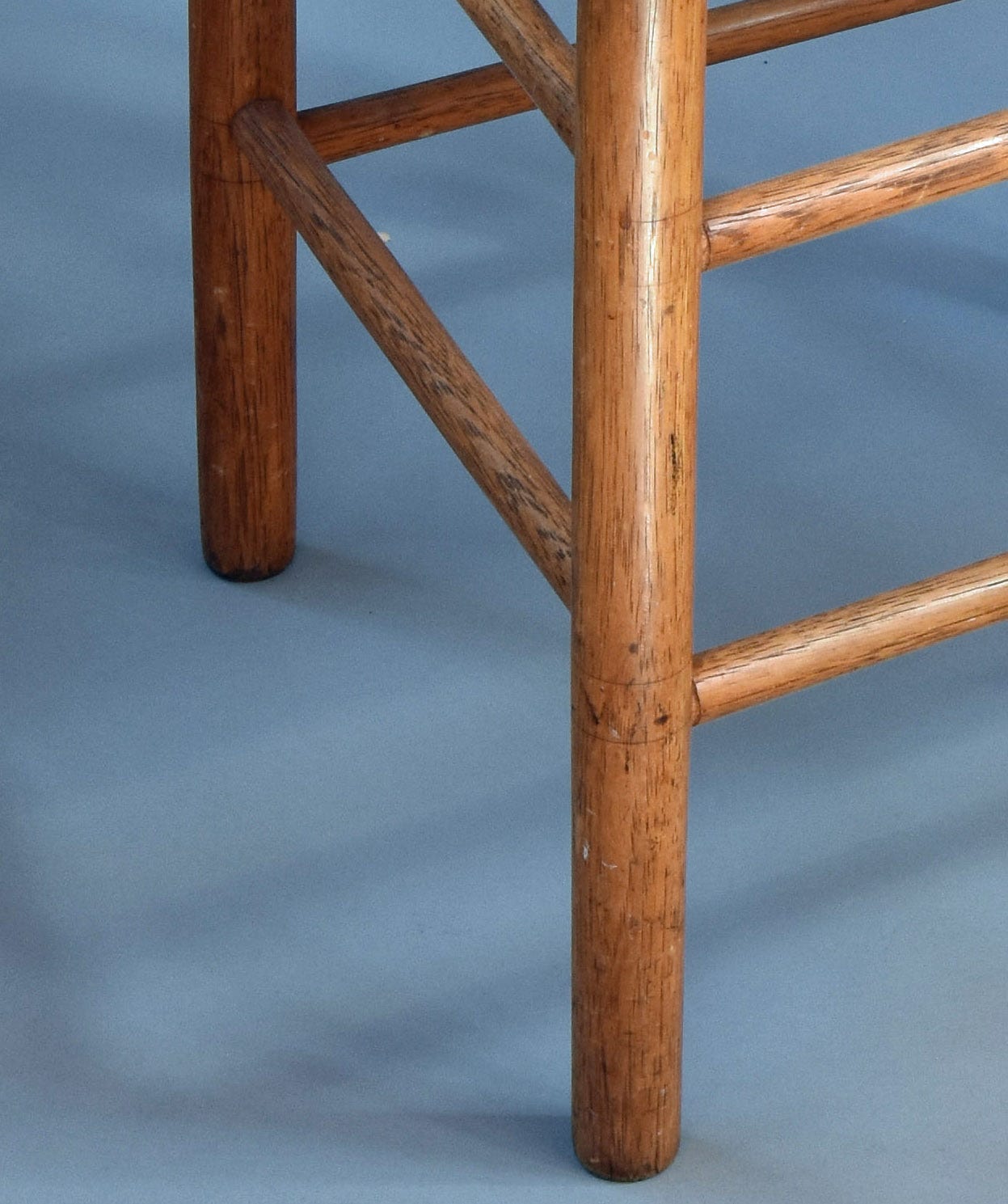 Jennie Alexander's chairs - by Peter Follansbee Jennie Alexander's chairs - by Peter Follansbee