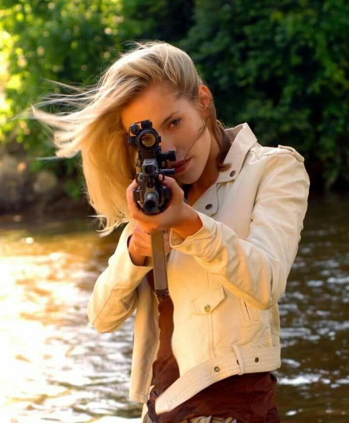 Pin by Ryn . on beautiful | Women guns, Sniper girl, Girl