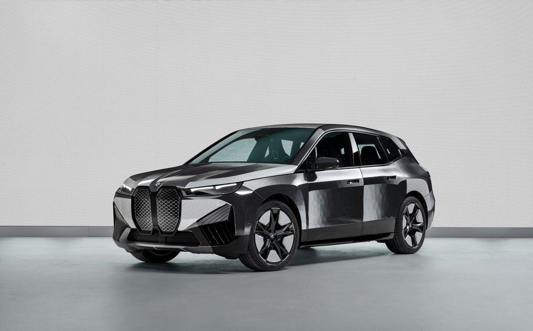 BMW iX e-ink